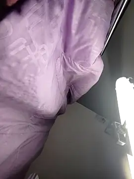 Snapshot of Sasha_smith23 chatting on 03.04.25 Sasha smith23 online show from 03.04.25