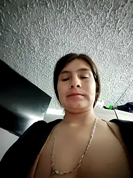 Snapshot of Sasha_smith23 chatting on 09.15.25 Sasha smith23 online show from 09.15.25