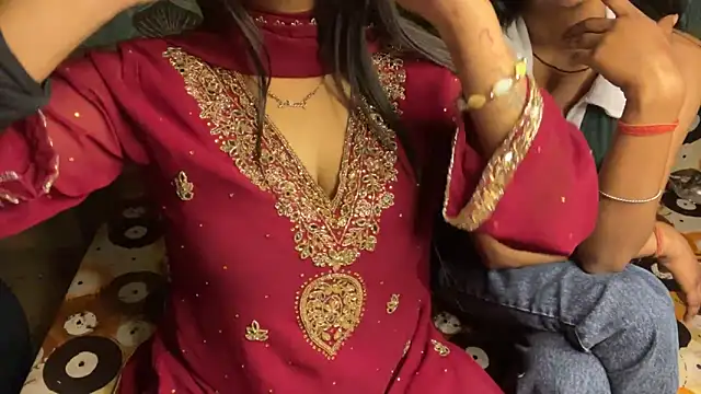 Snapshot of shuhana_ chatting on 04.11.26 shuhana online show from 04.11.26