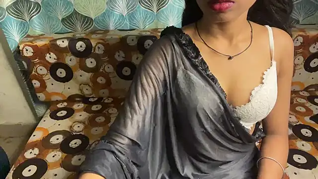 Snapshot of shuhana_ chatting on 04.13.26 shuhana online show from 04.13.26