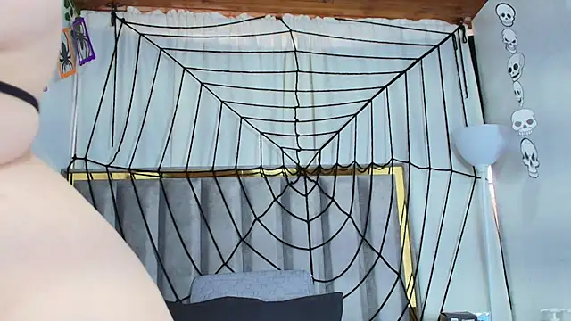 Zoe Curvy online show from 10.08.25