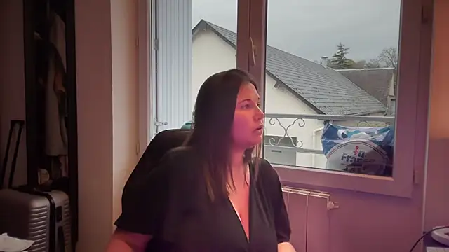 minette-sexy online show from 11.28.25