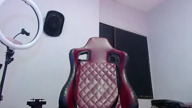 snowflake xxx online show from 10.12.25