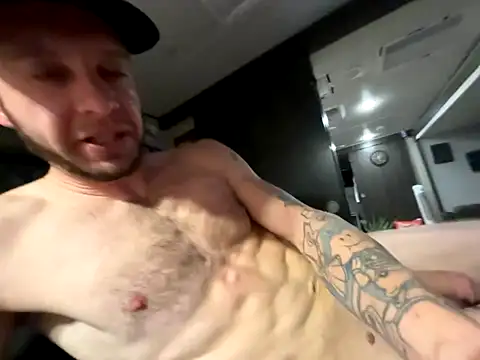 Snapshot of Alphanik4 chatting on 11.29.25 Alphanik4 online show from 11.29.25