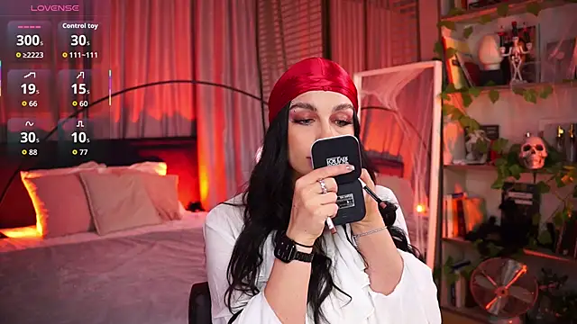 LunaNight online show from 11.01.25