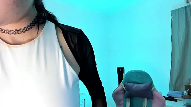 Snapshot of WandaDoll chatting on 03.11.25 WandaDoll online show from 03.11.25