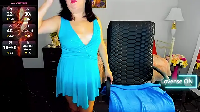 Julia Dean online show from 01.31.25