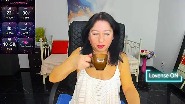 Julia Dean online show from 02.19.26