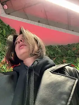 Snapshot of BabeRainbow chatting on 02.11.25 BabeRainbow online show from 02.11.25