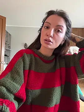 Snapshot of BabeRainbow chatting on 10.02.25 BabeRainbow online show from 10.02.25