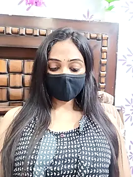 Snapshot of Yours-Bebo chatting on 11.10.25 Yours-Bebo online show from 11.10.25