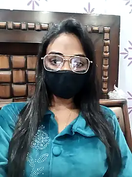 Snapshot of Yours-Bebo chatting on 11.30.25 Yours-Bebo online show from 11.30.25