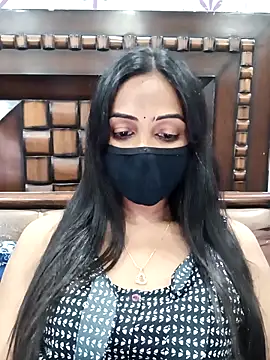 Snapshot of Yours-Bebo chatting on 12.01.25 Yours-Bebo online show from 12.01.25