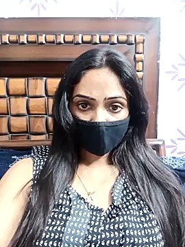 Snapshot of Yours-Bebo chatting on 02.25.26 Yours-Bebo online show from 02.25.26