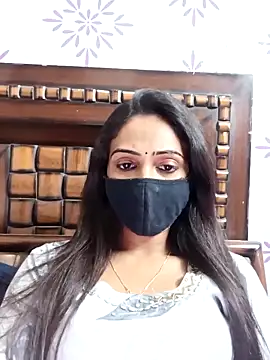 Snapshot of Yours-Bebo chatting on 03.18.26 Yours-Bebo online show from 03.18.26