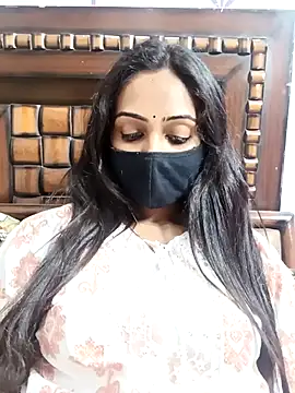 Snapshot of Yours-Bebo chatting on 03.20.26 Yours-Bebo online show from 03.20.26