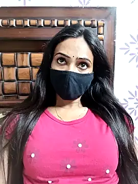 Snapshot of Yours-Bebo chatting on 04.02.26 Yours-Bebo online show from 04.02.26