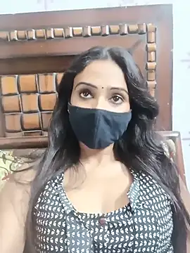 Snapshot of Yours-Bebo chatting on 07.19.26 Yours-Bebo online show from 07.19.26