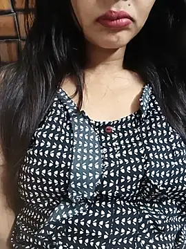 Snapshot of Yours-Bebo chatting on 07.28.26 Yours-Bebo online show from 07.28.26