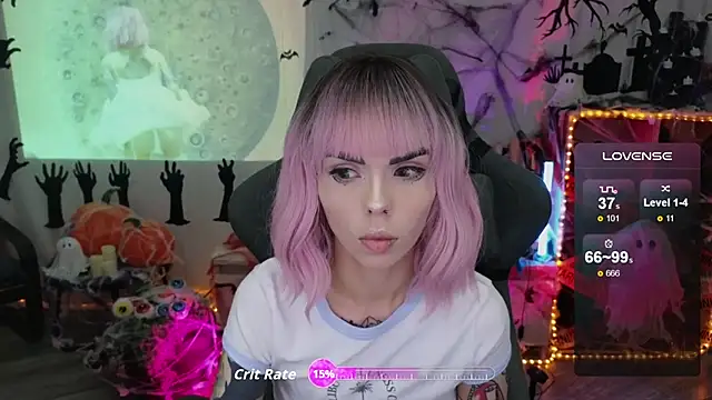 Kerry Kirk online show from 11.02.25