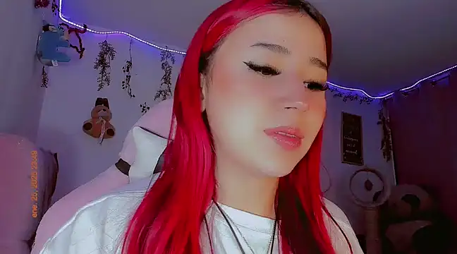 madisonx17 online show from 01.26.25