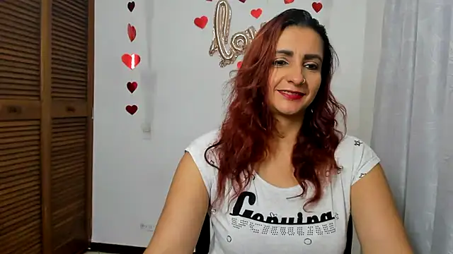 Snapshot of xulay11 chatting on 12.21.24 xulay11 online show from 12.21.24