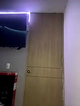 danielagh29 online show from 12.15.25