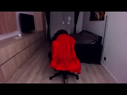 MarisMuscle online show from 03.06.25