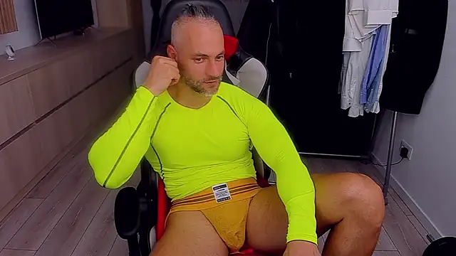 MarisMuscle online show from 09.10.25