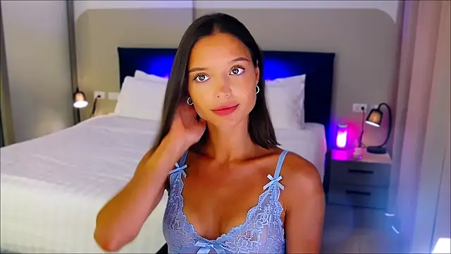 wow Mia online show from 02.20.25