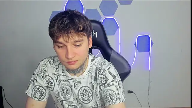 Snapshot of Chris_Tyson chatting on 12.09.24 Chris Tyson online show from 12.09.24