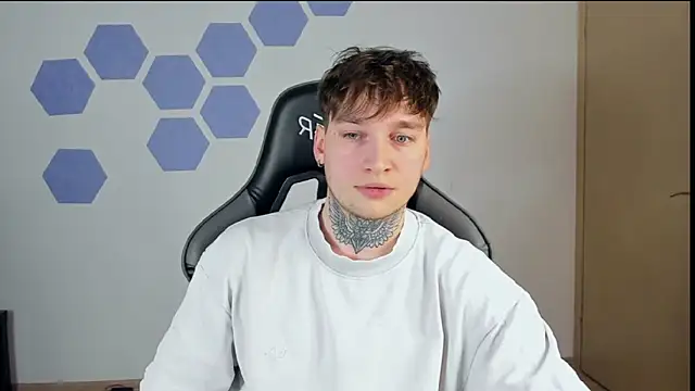 Snapshot of Chris_Tyson chatting on 01.08.25 Chris Tyson online show from 01.08.25