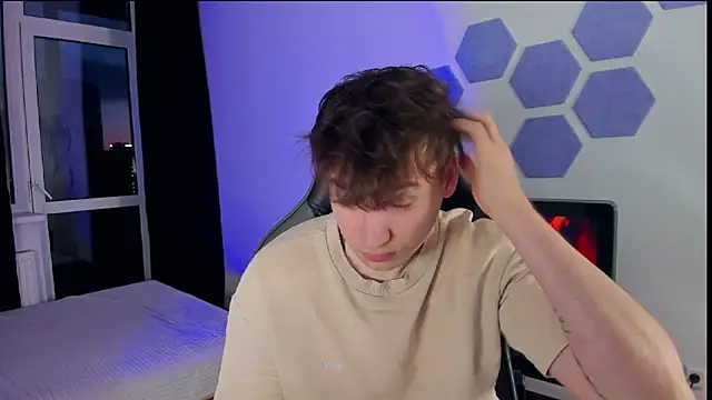 Snapshot of Chris_Tyson chatting on 03.23.25 Chris Tyson online show from 03.23.25