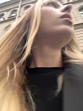 LoraaDoll online show from 09.16.25