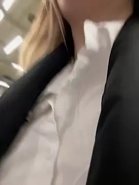 LoraaDoll online show from 10.06.25