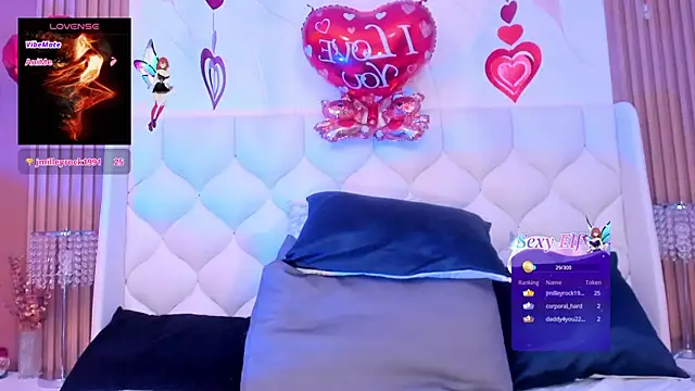 Snapshot of LilyyBigAss chatting on 02.12.25 LilyyBigAss online show from 02.12.25