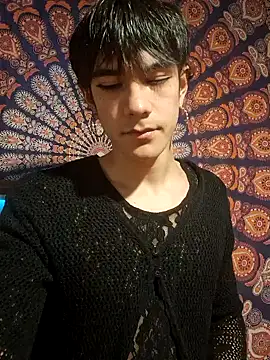 LYZBORNHD online show from 10.17.25