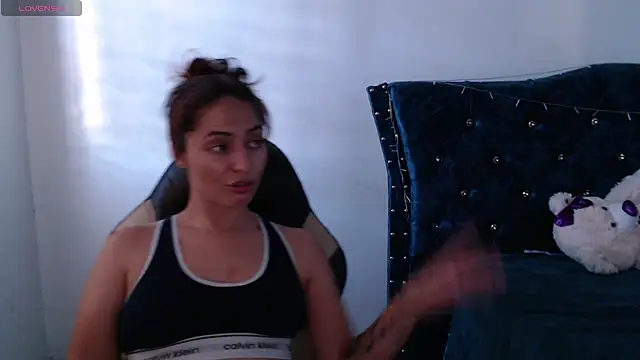 Kate lorens9 online show from 03.17.25