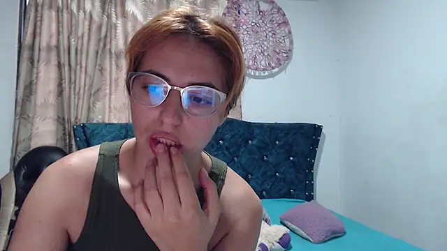 Kate lorens9 online show from 03.05.26