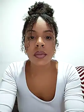 Snapshot of Julia_Pretinha chatting on 05.30.26 Julia Pretinha online show from 05.30.26