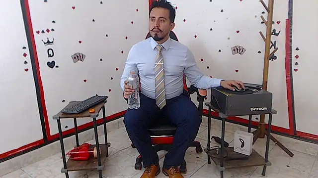 KalethBigDick online show from 09.28.25