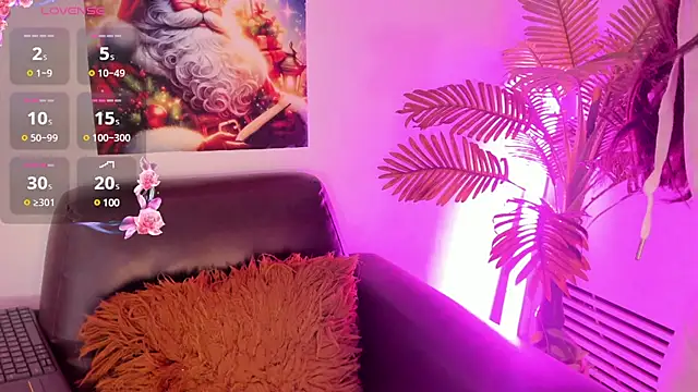 Snapshot of Miia_Thompsonn chatting on 12.29.24 Miia Thompsonn online show from 12.29.24