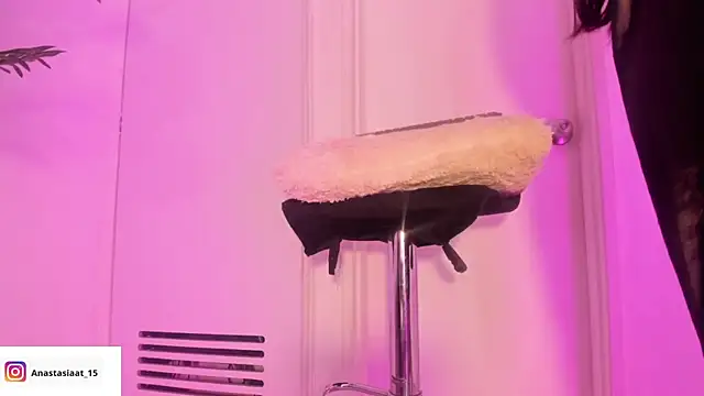 Snapshot of Miia_Thompsonn chatting on 02.27.25 Miia Thompsonn online show from 02.27.25