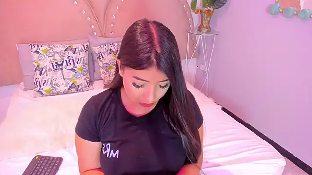 Miia Thompsonn online show from 01.07.26