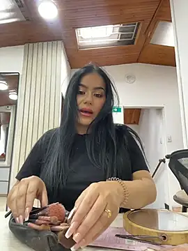 Miah gomez  online show from 01.16.26