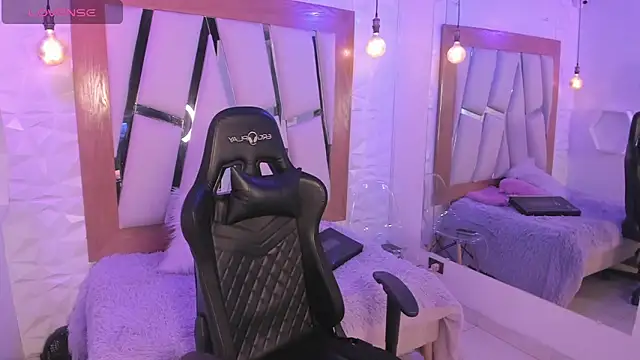 ary cooper  online show from 11.17.25