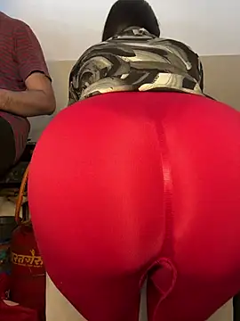 Snapshot of Miss__Malaika chatting on 01.01.25 Miss Malaika online show from 01.01.25