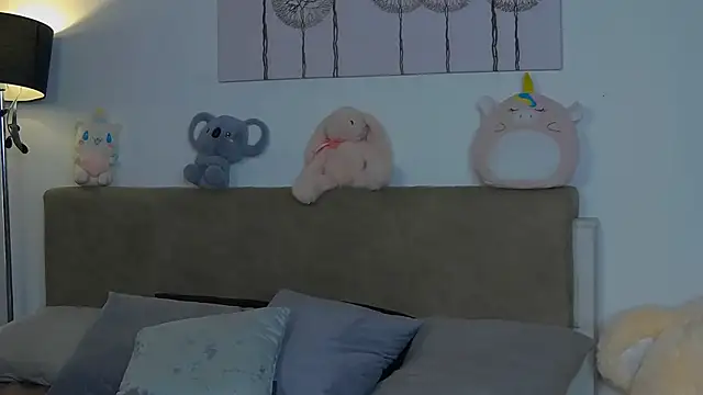 CassKiera online show from 09.29.25