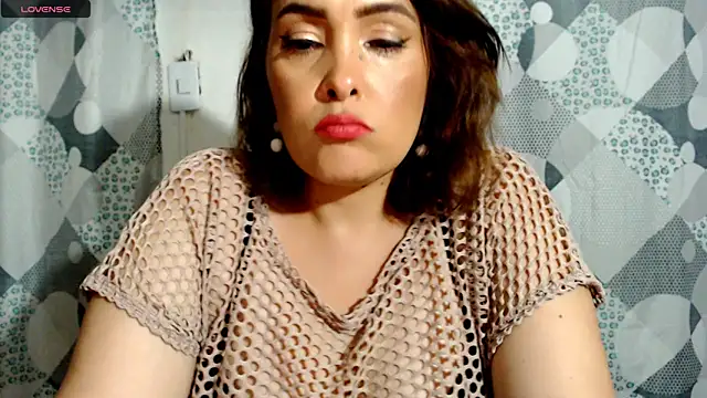 Miss Agatha online show from 03.21.25