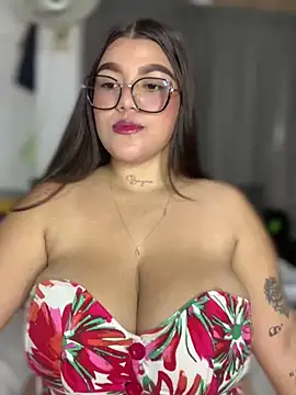 Snapshot of Michellesexxy chatting on 01.11.25 Michellesexxy online show from 01.11.25